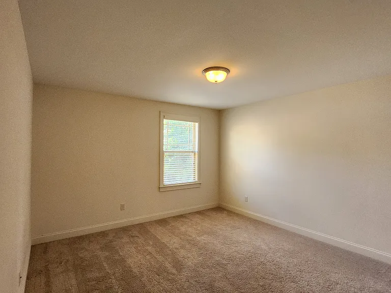 1020 Starr Ct — Photo 17
