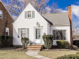 1256 Edsal Dr, Lyndhurst, OH