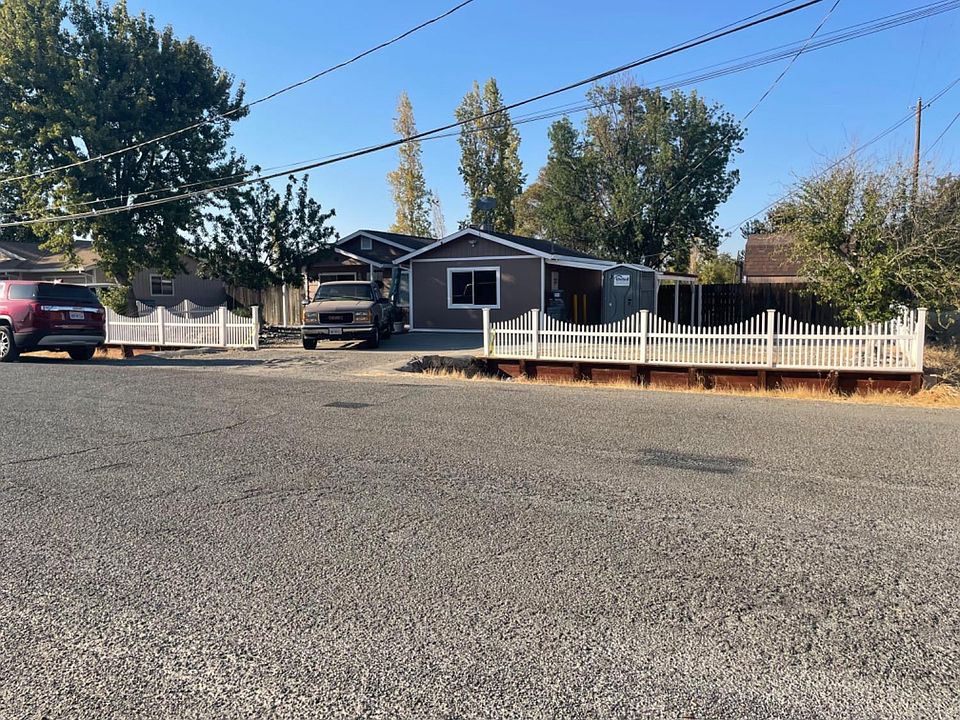 1st image of 26278 Woodland Ave