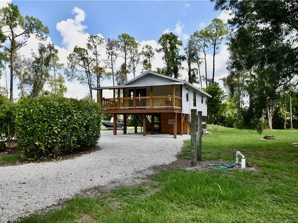 1725 Acremaker Rd, Naples, FL 34120