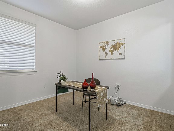 4th image of 520 Gomez Rd