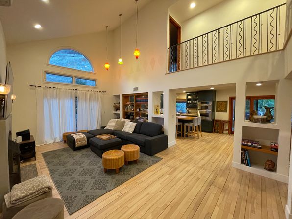 27553 Country Glen Rd