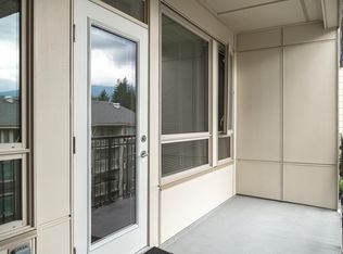 2670 Library Ln #214, North Vancouver, BC V7J0B8