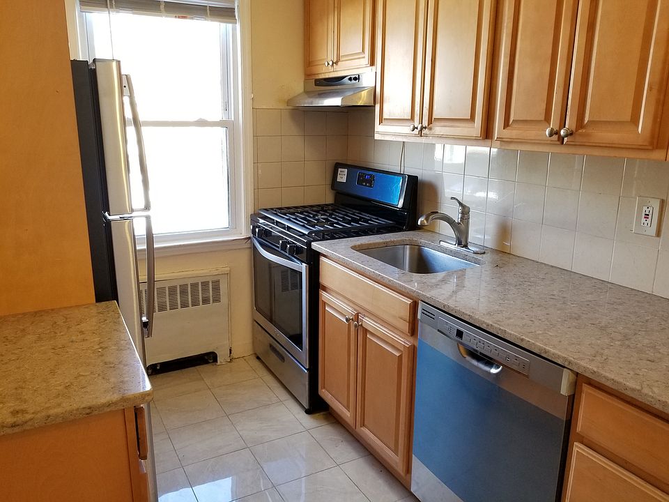 1st image of 25138 71st Ave #112A
