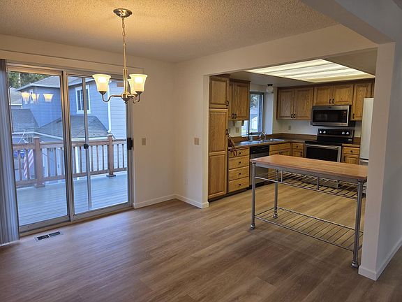 Dining room to kitchen view