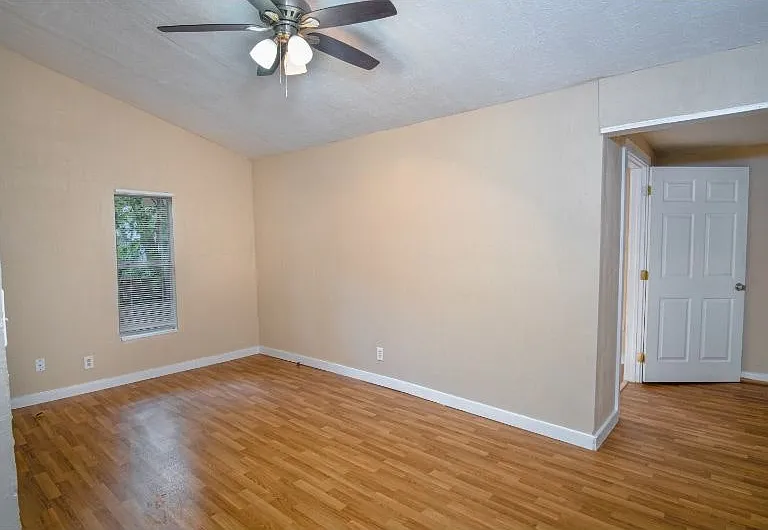 1435 Gibbs St — Photo 10