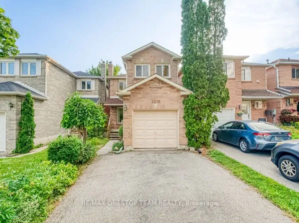 1376 Hazel McCleary Dr, Oakville, ON L6J 7B1