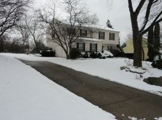 5551 Brompton Ct, West Bloomfield, MI