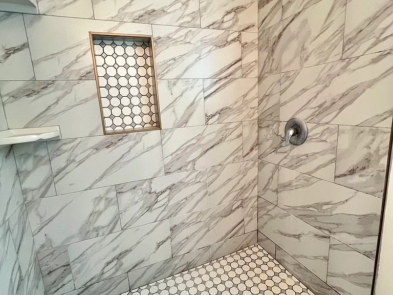 8715 S Central Ave #2 — Photo 9