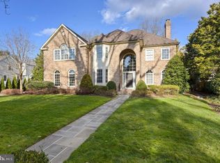 369 Station Ave, Haddonfield, NJ 08033