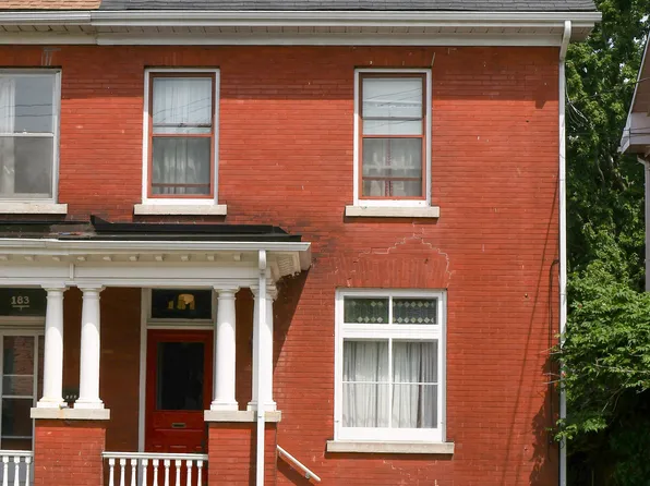 181 Montreal St, Kingston, ON K7K 3G3