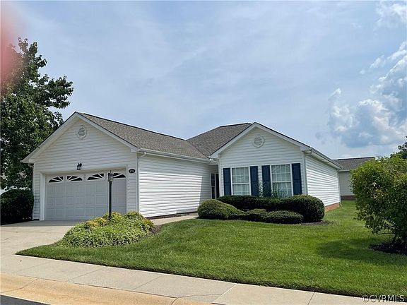 4th image of 4124 English Holly Cir