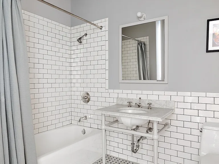 30 Main St #6B — Photo 8