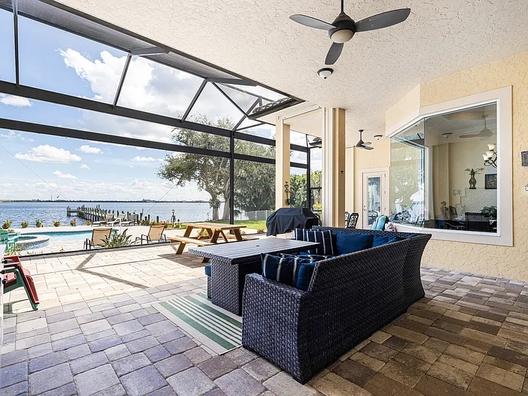 4470 Northshore Dr — Photo 35