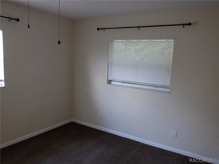 101 W Hill St — Photo 22