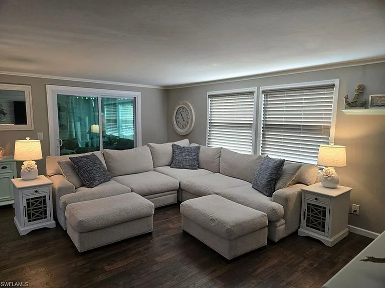 114 Elise Dr — Photo 27