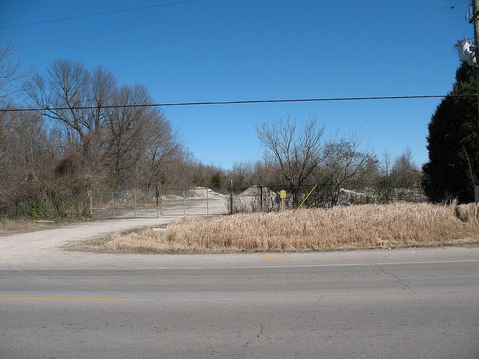 1st image of 714 Highway 142