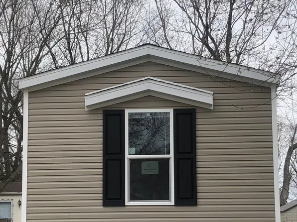 102 Duchess Ln #232, Hebron, IN 46341