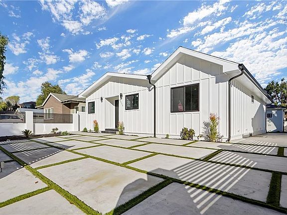 4th image of 22117 Avenue San Luis