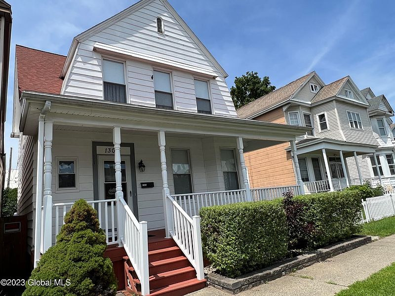 4th image of 1309 1st Avenue