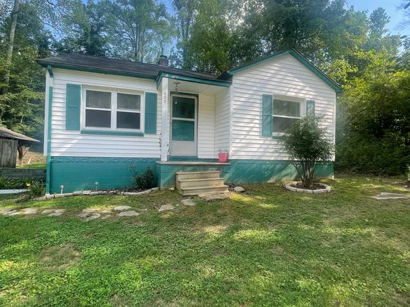 635 Tri County Blvd, Oliver Springs, TN 37840