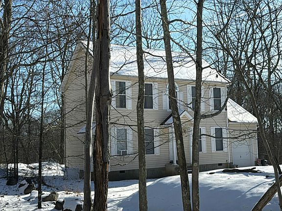 3rd image of 286 Gold Finch Rd