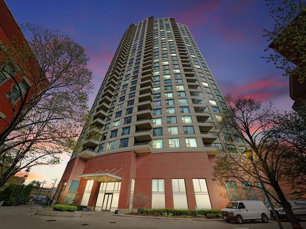 501 N Clinton St #2900