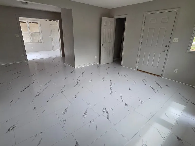 2509 Marianne St — Photo 6