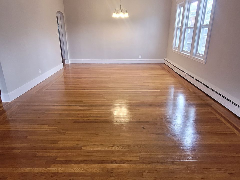 Living room into dining room, great for entertaining