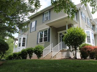 39 Briar Ln, Flemington, NJ 08822