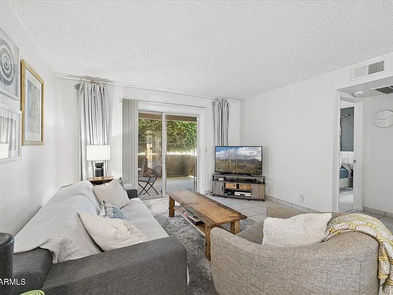4150 E Cactus Rd #120 — Photo 15