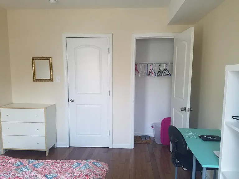 1735 Cambridge St — Photo 5