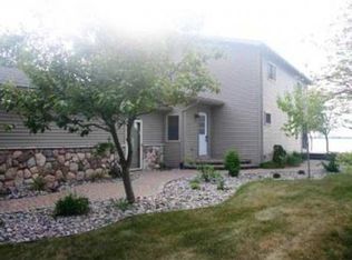 2285 Long Point Dr, Houghton Lake, MI 48629