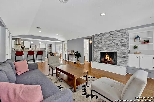 103 Shalimar Dr — Photo 17