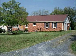 1738 Poole Town Rd, Asheboro, NC 27205