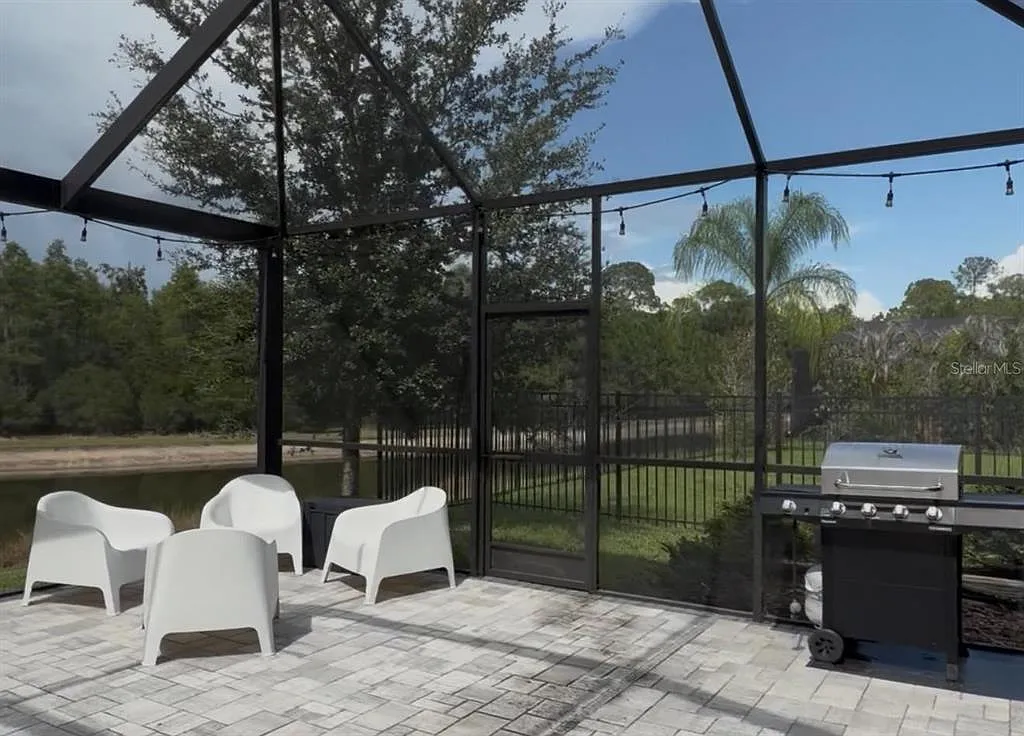 4 bed, 3.0 bath, 3182 sqft, $4,500 — Photo 2