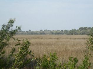 947 Piney Bluff Rd, Waverly, GA 31565