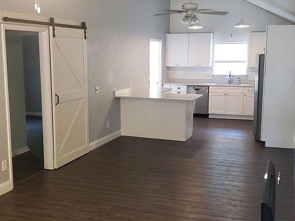 2nd image of 15 Park Ave