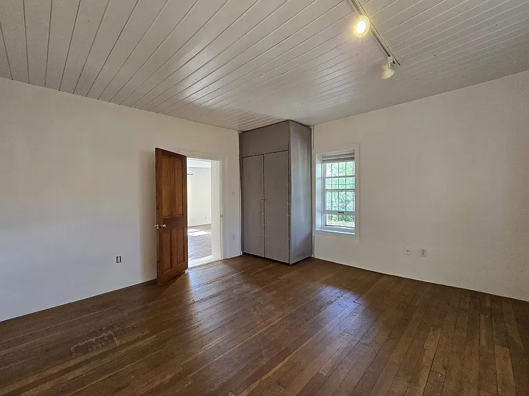 808 Agua Fria St #A — Photo 8
