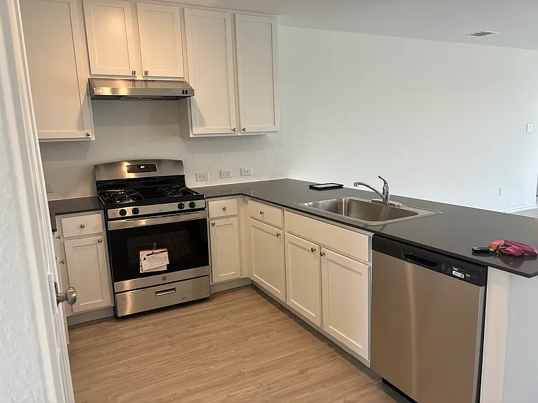 14814 Rhyolite Way — Photo 17