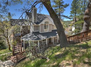 27757 N Bay Rd, Lake Arrowhead, CA 92352