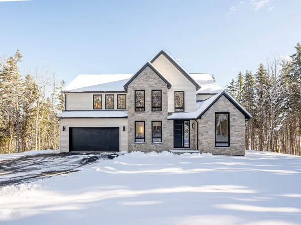 103 Canoe Cres, Hammonds Plains, NS B4B 2P6