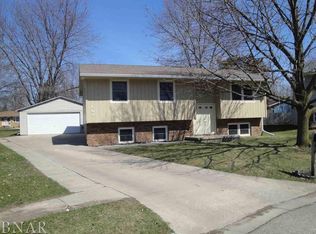 602 Highpoint Rd, Normal, IL 61761