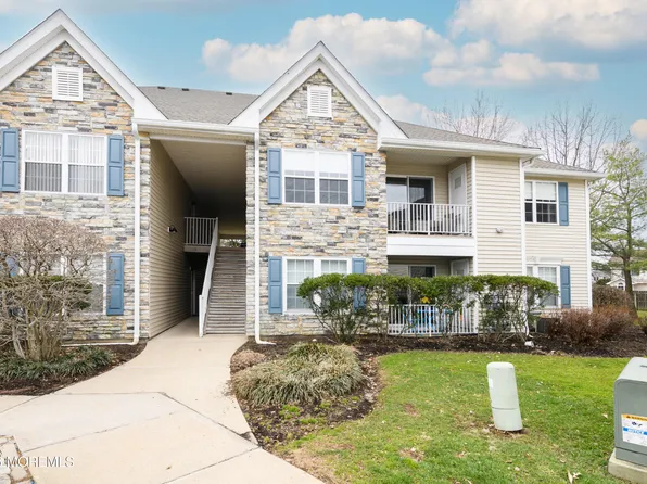 308 Wedgewood Circle #308, Belford, NJ 07718