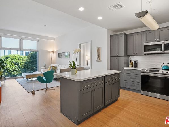 630 W 6th St APT 302, Los Angeles, CA 90017