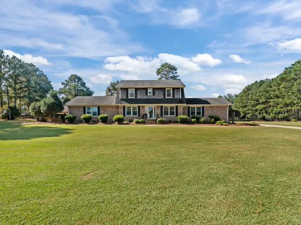 326 Country Way, Sanford, NC 27332