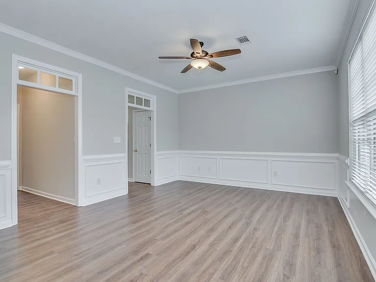 317 Hogan Way — Photo 10