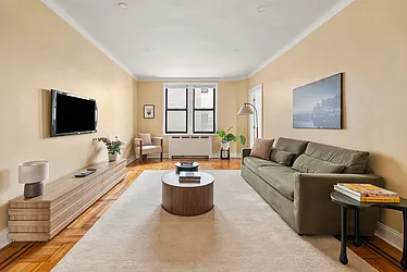 657 East 26th Street