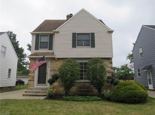 3902 Silsby Rd, University Heights, OH 44118