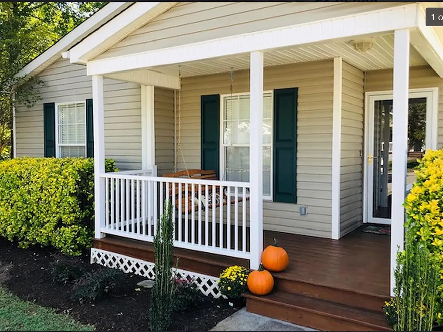 3 bed, 1038 sqft, $2,000 — Photo 1